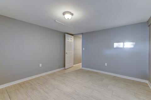 931 5th Ave, Aurora, IL 60505 photo 17