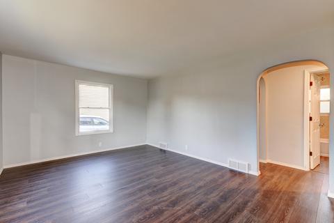 931 5th Ave, Aurora, IL 60505 photo 4