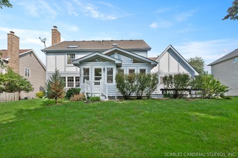 1210 Eagle Ct, Wheaton, IL 60189 photo 2