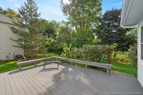1210 Eagle Ct, Wheaton, IL 60189 photo 3