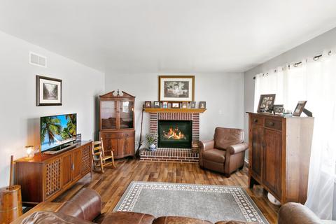 7002 Astoria Dr, Plainfield, IL 60586 photo 3