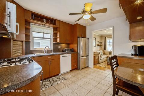 1315 Whitcomb Ave, Des Plaines, IL 60018 photo 6