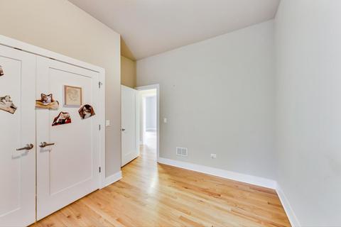 207 E 31st St #2E, Chicago, IL 60616 photo 18