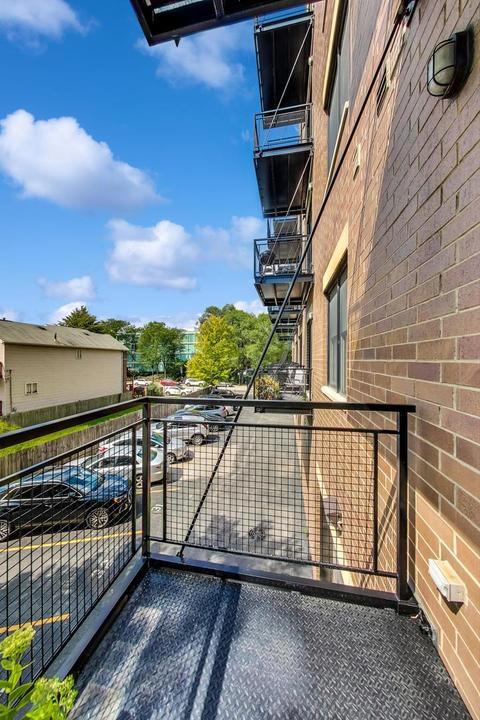 207 E 31st St #2E, Chicago, IL 60616 photo 26