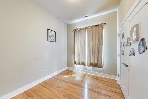 207 E 31st St #2E, Chicago, IL 60616 photo 16