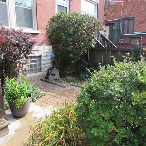 250 E 37th St, Chicago, IL 60653 photo 3