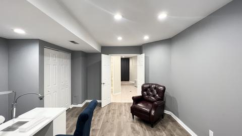 250 E 37th St, Chicago, IL 60653 photo 28