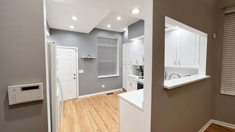 250 E 37th St, Chicago, IL 60653 photo 13