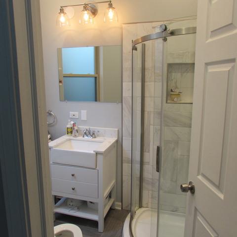 250 E 37th St, Chicago, IL 60653 photo 16