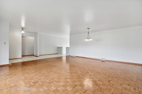 399 King Ln, Des Plaines, IL 60016 photo 5