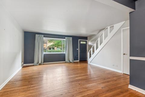 738 Dodge Ave, Evanston, IL 60202 photo 3