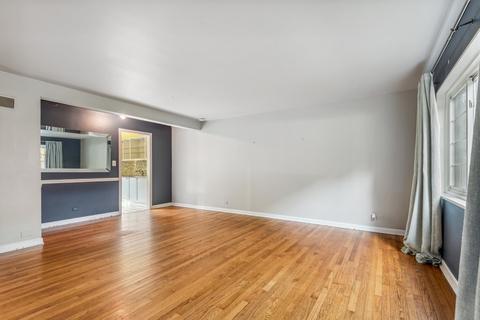738 Dodge Ave, Evanston, IL 60202 photo 4