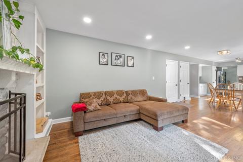 337 Terrace Dr, Bartlett, IL 60103 photo 9