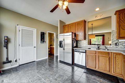 5316 Cobblers Xing, Mchenry, IL 60050 photo 11