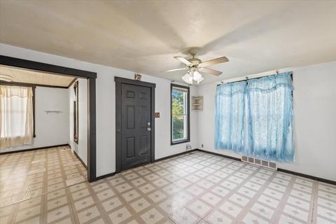 368 Wabash St, Elgin, IL 60123 photo 9