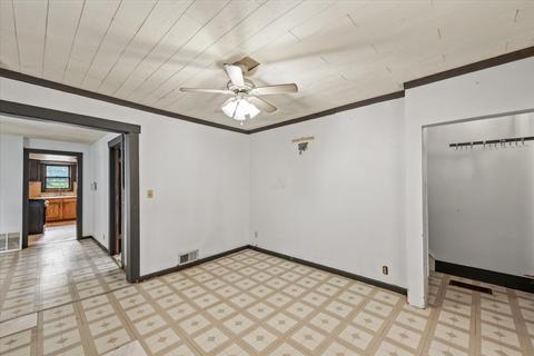 368 Wabash St, Elgin, IL 60123 photo 16