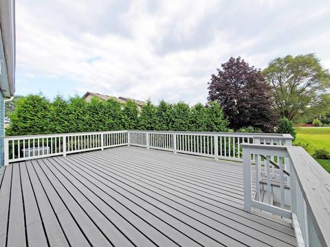 736 Longtree Dr, Wheeling, IL 60090 photo 26