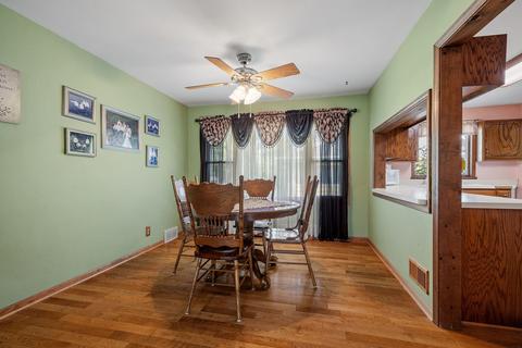 914 E Division St, Lockport, IL 60441 photo 5