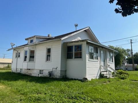 1175 E Chestnut St, Kankakee, IL 60901 photo 3