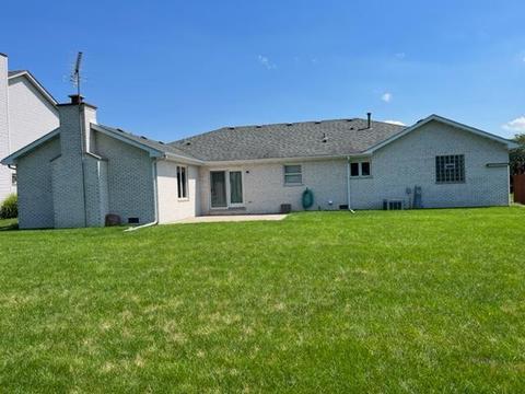 303 Deerpath Dr, Minooka, IL 60447 photo 3