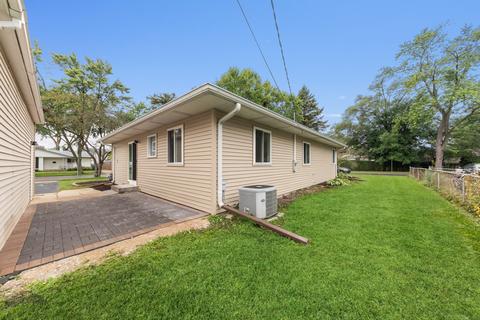720 S Merle Ln, Wheeling, IL 60090 photo 18