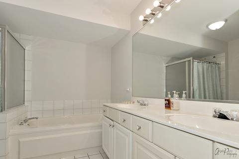 715 Brookvale Dr #A, Wheeling, IL 60090 photo 12