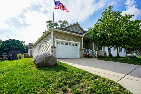308 N Cleveland St, Downs, IL 61736 photo 2