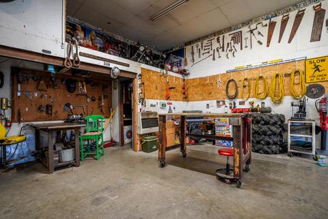 308 N Cleveland St, Downs, IL 61736 photo 32