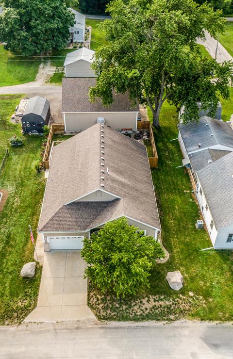 308 N Cleveland St, Downs, IL 61736 photo 36