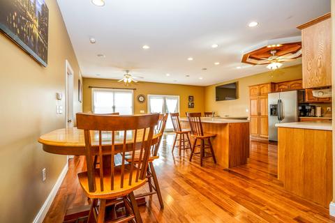 308 N Cleveland St, Downs, IL 61736 photo 29