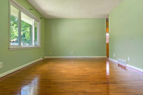 305 Margaret Ave, Normal, IL 61761 photo 8