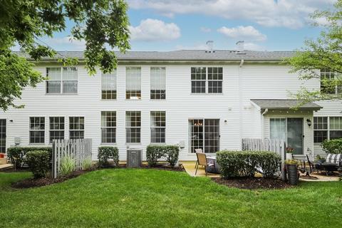 1280 Horseshoe Ct, Bartlett, IL 60103 photo 25