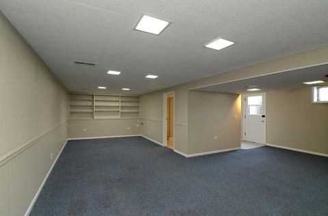 650 Willow Gln, Addison, IL 60101 photo 17