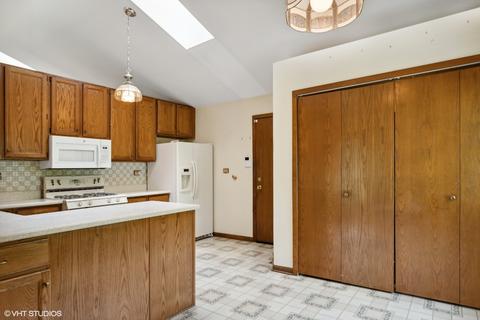 5 N305 Swift Rd, Itasca, IL 60143 photo 7