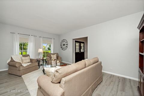 800 Southwick Dr, Algonquin, IL 60102 photo 5