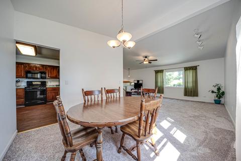 51 E Sunset Dr, Cary, IL 60013 photo 5
