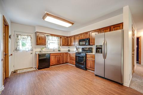 51 E Sunset Dr, Cary, IL 60013 photo 7