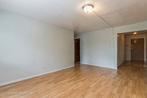 1925 E Oakton St #3G, Des Plaines, IL 60018 photo 4