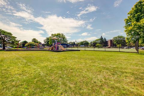 1500 Sandstone Dr #114, Wheeling, IL 60090 photo 16