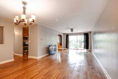 1500 Sandstone Dr #114, Wheeling, IL 60090 photo 4