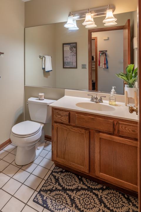1275 Dunbarton Dr, Aurora, IL 60502 photo 22