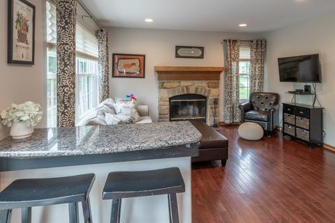 1275 Dunbarton Dr, Aurora, IL 60502 photo 16