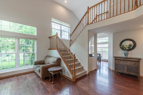1275 Dunbarton Dr, Aurora, IL 60502 photo 13