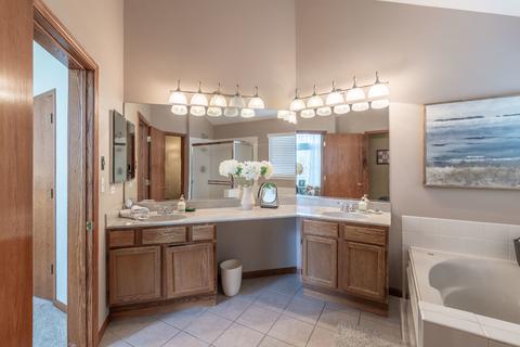 1275 Dunbarton Dr, Aurora, IL 60502 photo 29