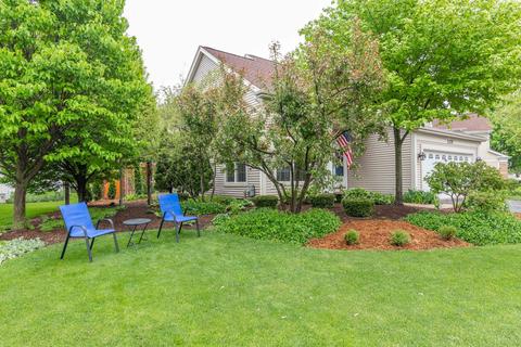 1275 Dunbarton Dr, Aurora, IL 60502 photo 5