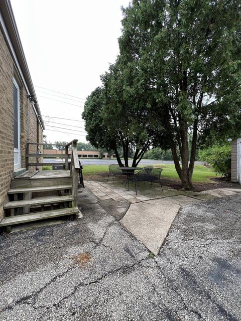 420 S Wolf Rd, Des Plaines, IL 60016 photo 15