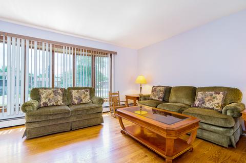 6541 Cedar Rd, Oak Forest, IL 60452 photo 5