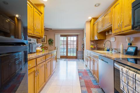 6541 Cedar Rd, Oak Forest, IL 60452 photo 15