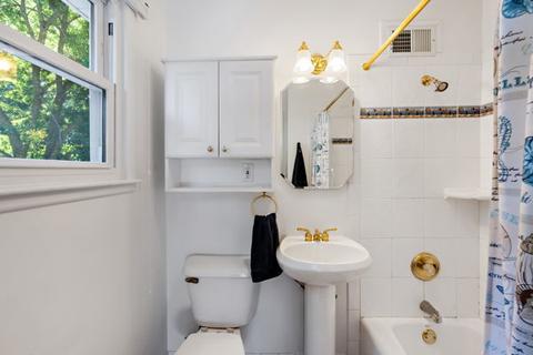 907 Eddy Ct, Wheaton, IL 60187 photo 9