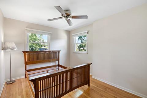 907 Eddy Ct, Wheaton, IL 60187 photo 11